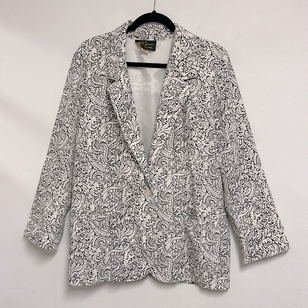 Toni Garment for CC Magic Vintage Women’s Size M White Black Paisley Long Blazer